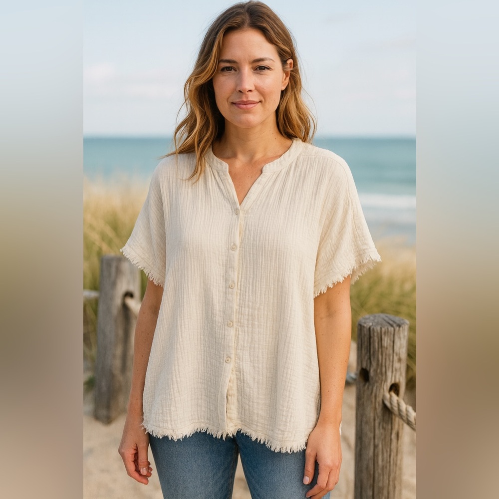 Ver Women's Ecru Gauzy Fringe Hem Button Front Top EUC XL #1446